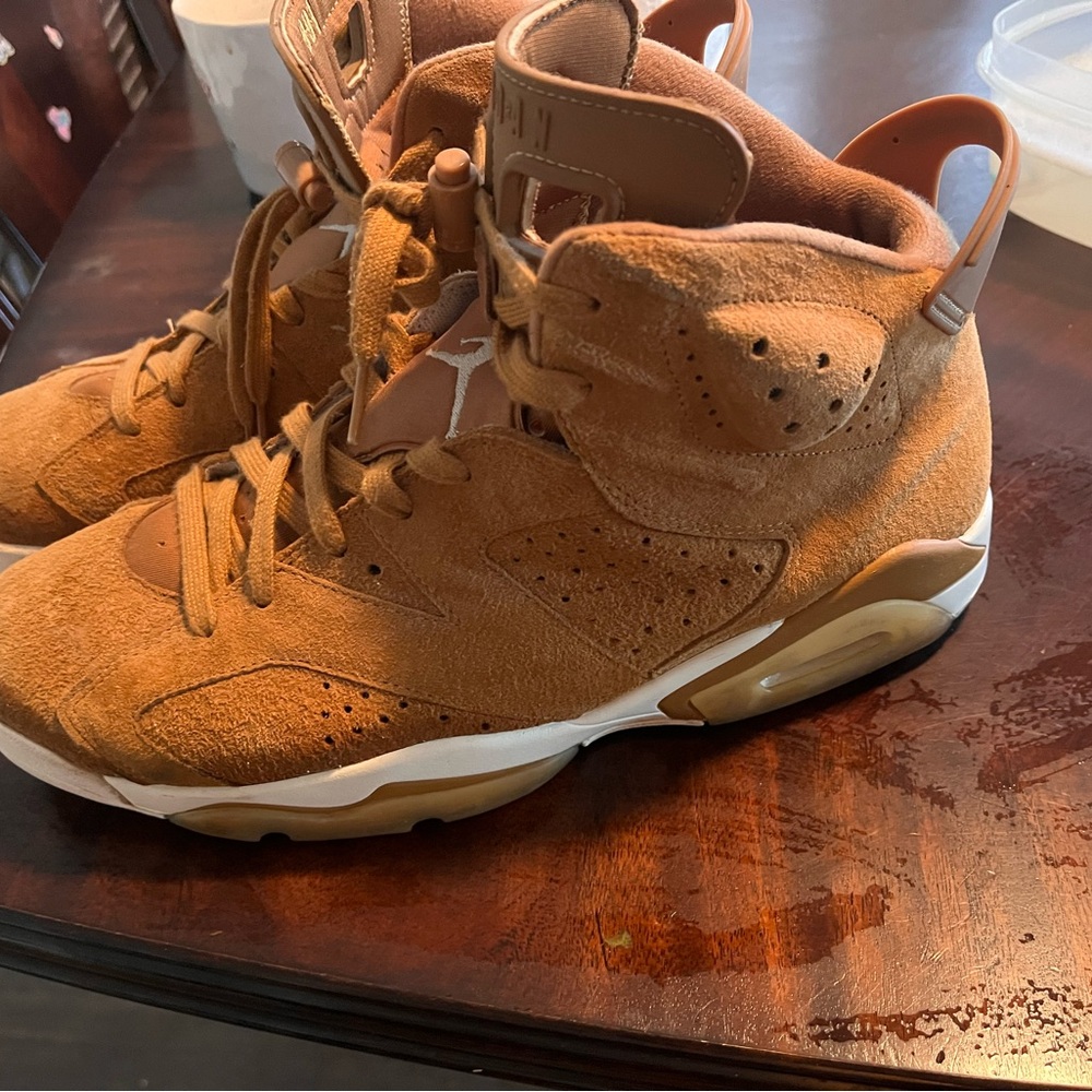 Retro Jordan 6 wheat semi used